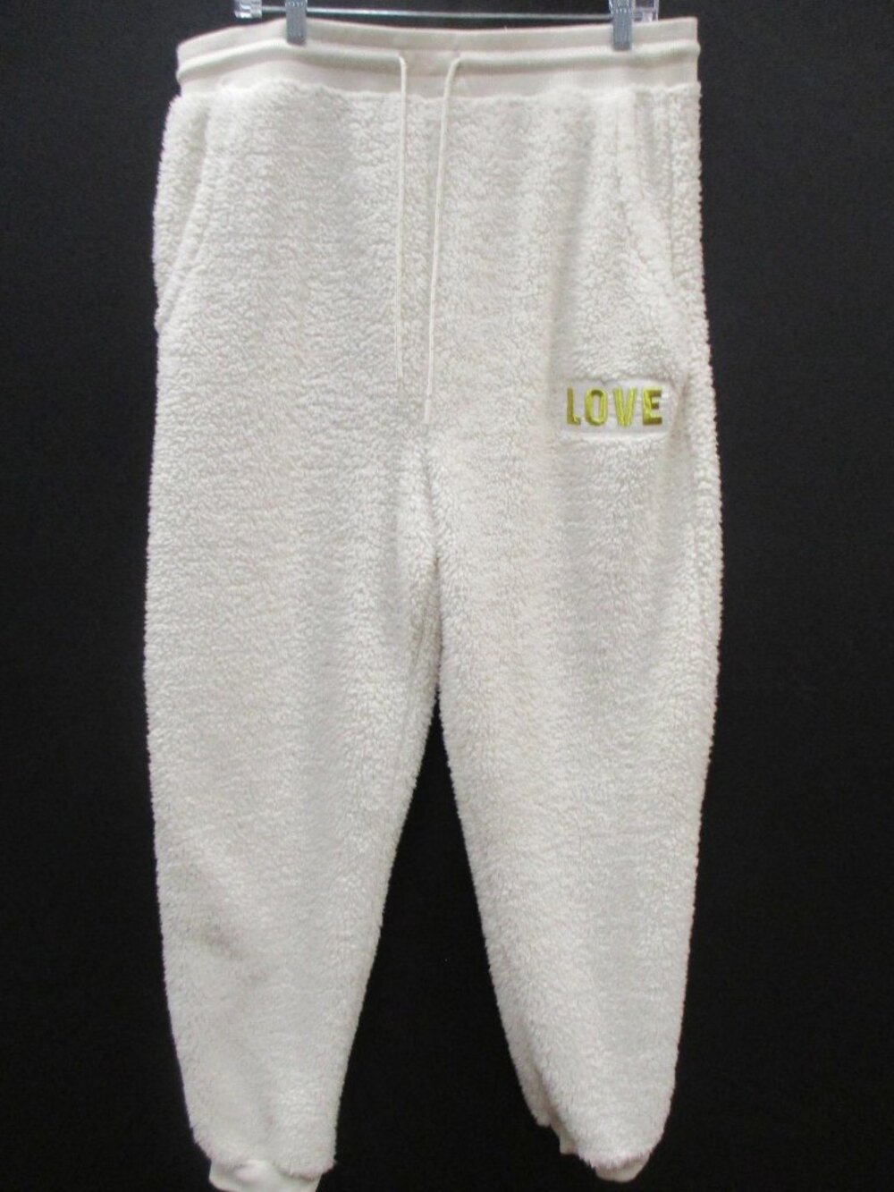 EUC NO BOURDRIES Love Embroidered White Fuzzy Jogger Pants Women's Size XXL